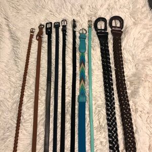 10 Various Women’s Belts